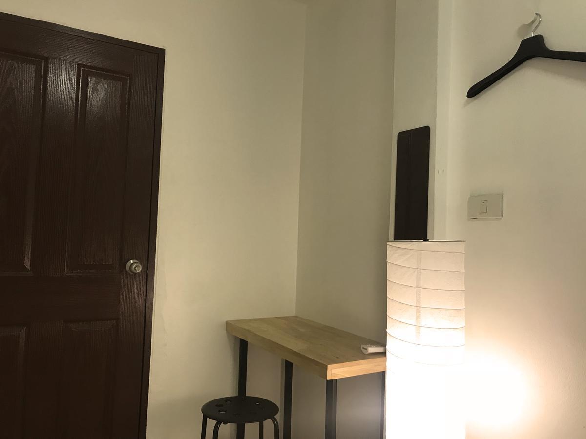 Once In Bangkok With Me Guesthouse Exterior photo